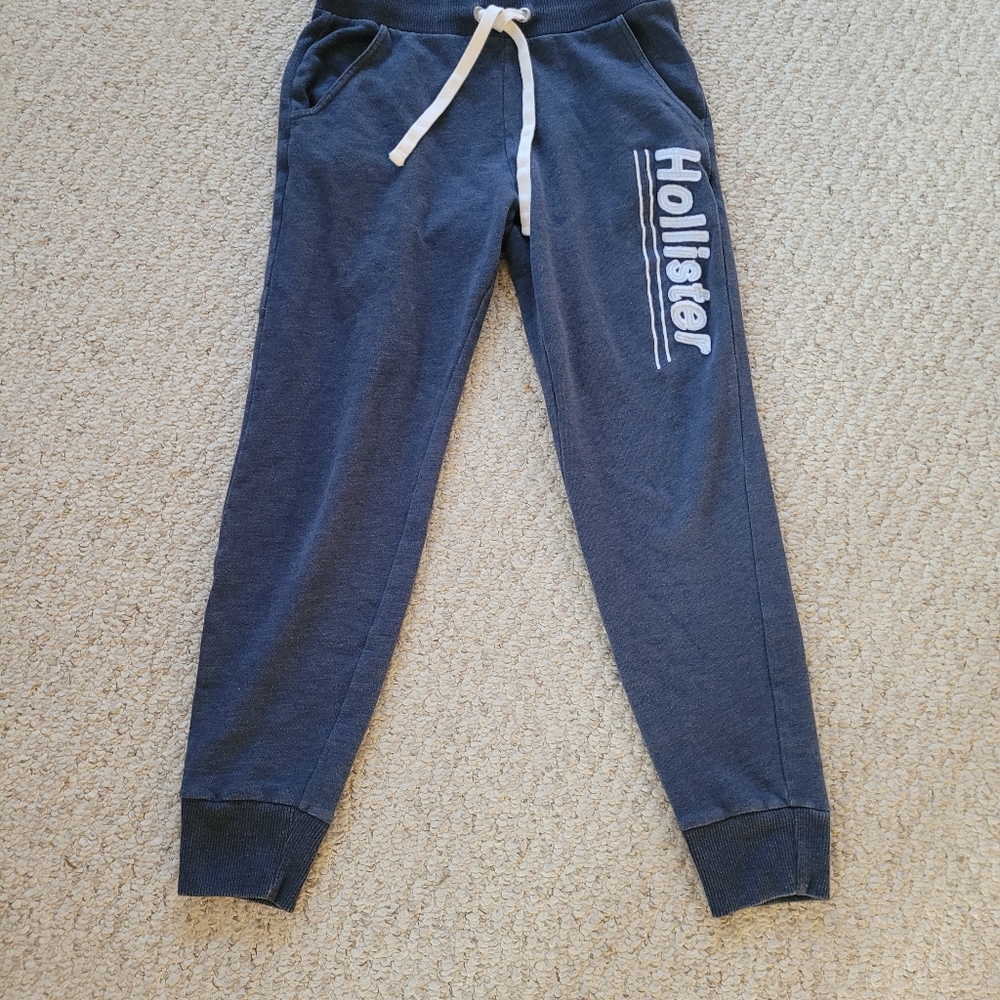 Women's hollister joggers
